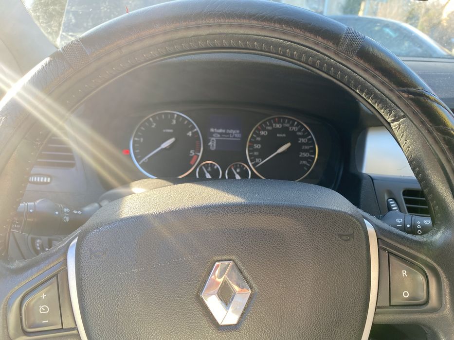 Renault Laguna III 2007 rok 2.0 diesel 200KM