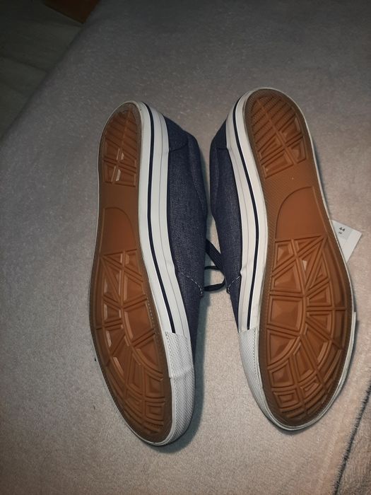 Buty sneakers   rozmiar 44