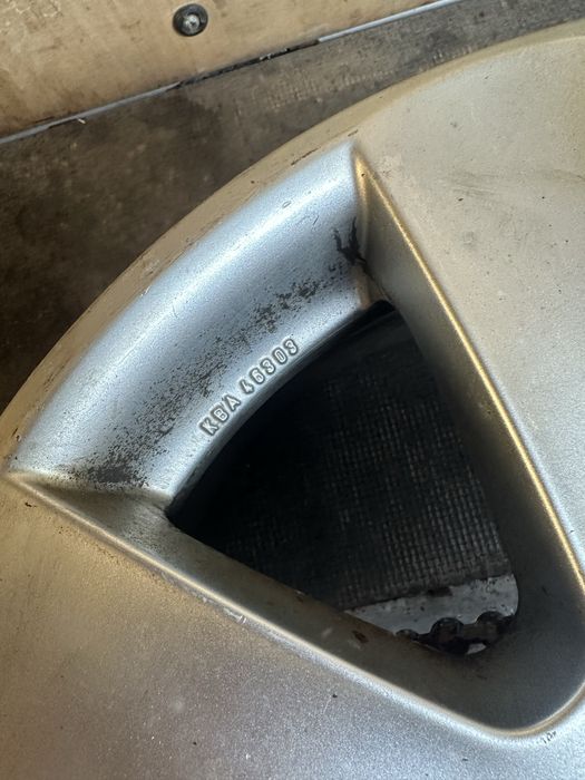 Диски borbet. R17. 5x120 et 35 8J.  Dia 72.6