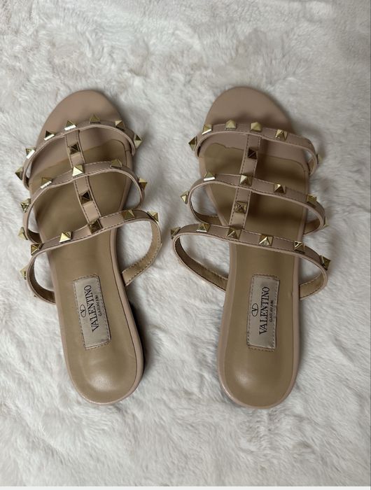 Босоніжки Valentino