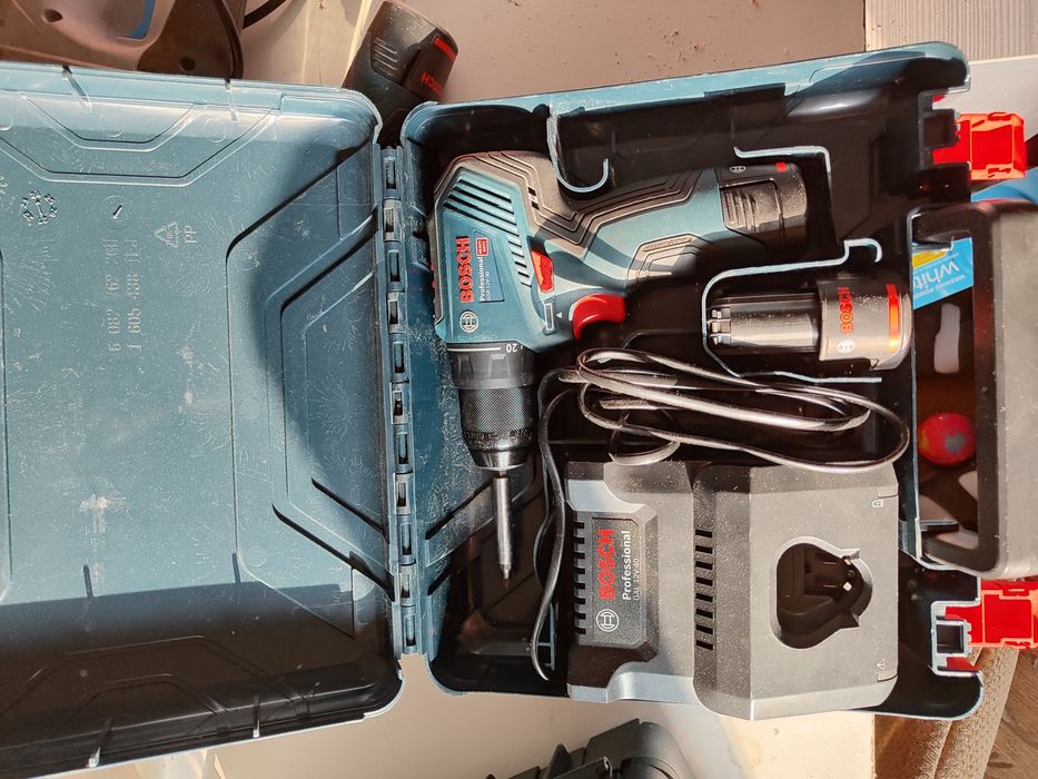 wkrętarka, frezarka, Bosh, stół Keter