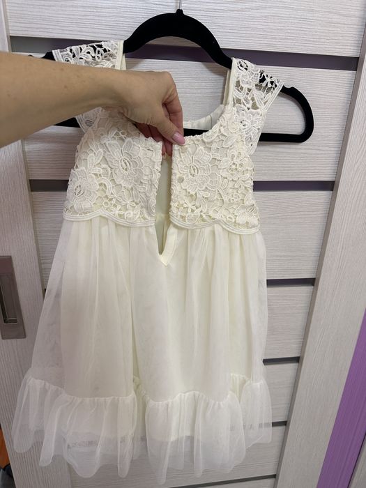 Сукня дитяча кольору айворі