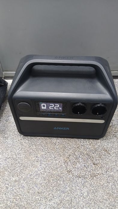 Портативна зарядна станція Anker PowerHouse 535 (500W/512Wh)