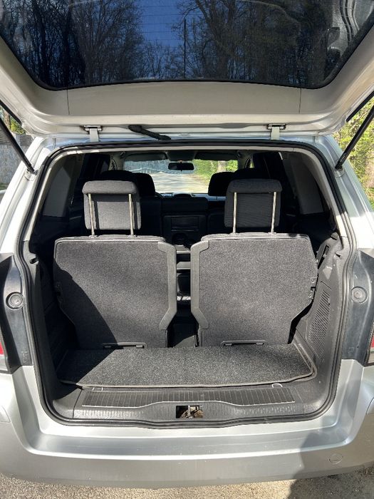 Продам Opel Zafira B