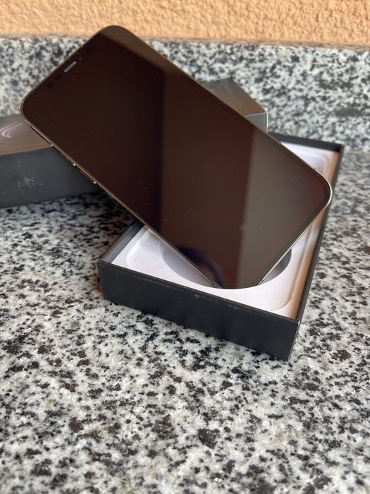 Іphone 12 Pro в ідеальному стані