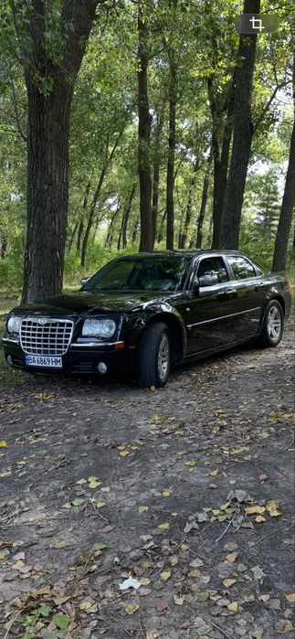 Подам автомобіль