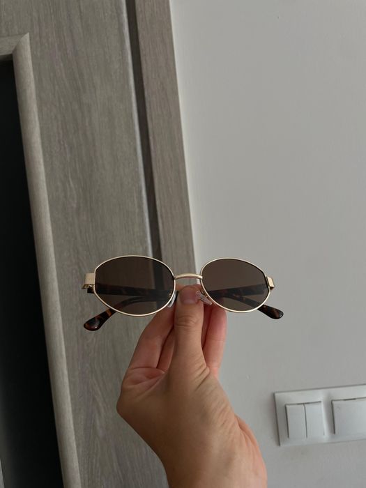 Nowe okulary przeciwsłoneczne dla kobie