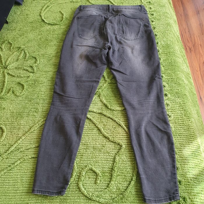 Czarno-szare spodnie sinsay