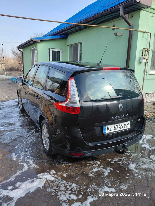 Рено гранд сценик