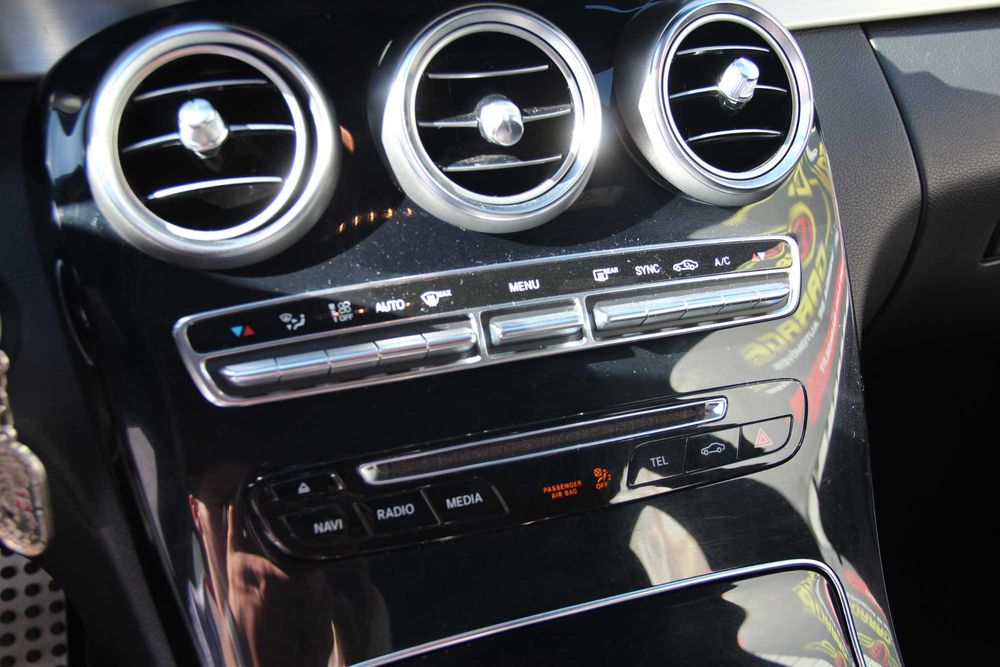 Mercedes-Benz C220 Aut - 9G