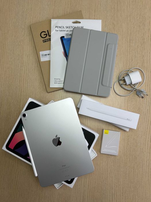 Apple iPad Air (4. generacji) 2020 10.9’ + Apple Pencil (2. generacji)