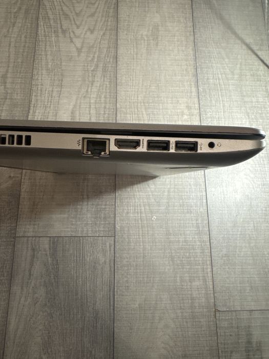 Ноутбук HP 15-bw635ur