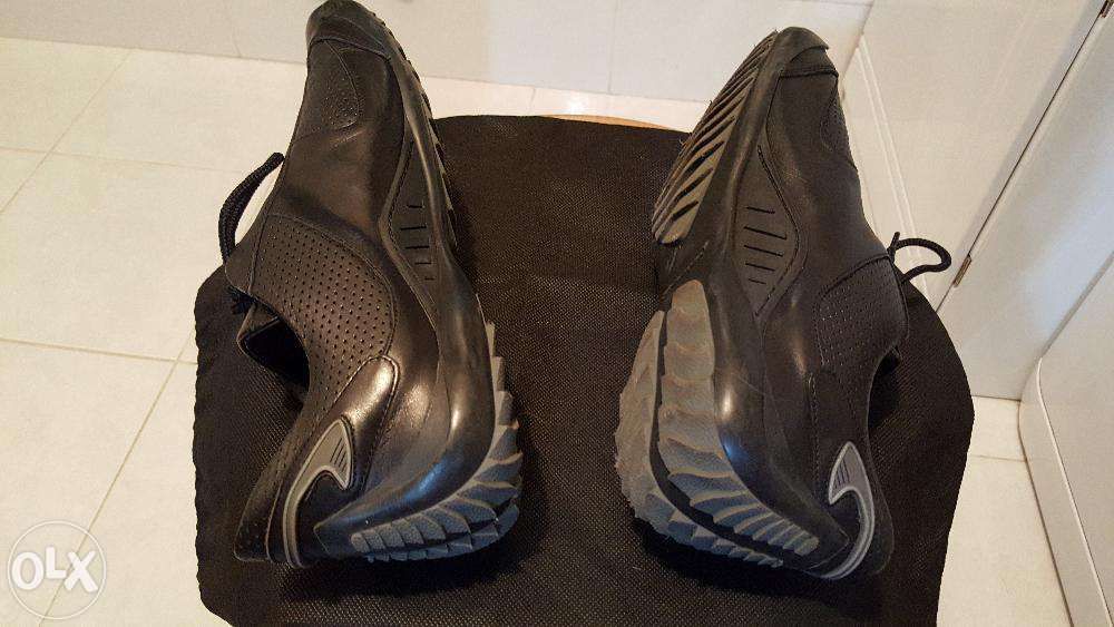 Sapatilhas Mclaren 44 originais como novas