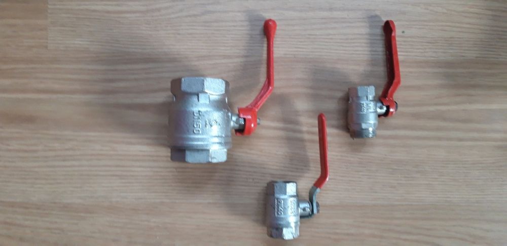 Sprzedam  zawory kulowe 2" ,1" i 2/3"