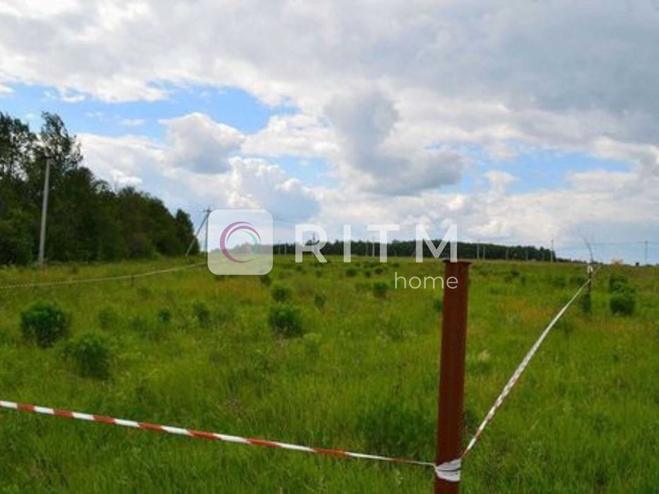 Продаж земельної ділянки в Сирниках – 20 сотих під забудову