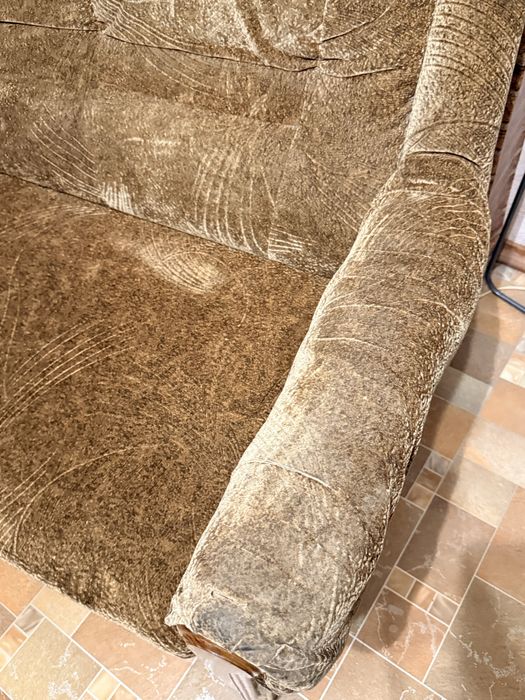 Продам диван угловой