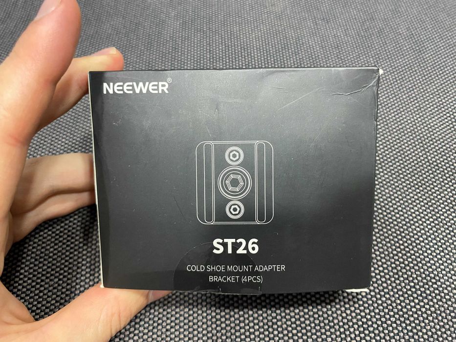 Крепление Neewer Cold Shoe Mount комплект (холодный башмак\адаптер)