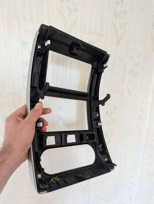 Магнітола оригінальна, штатна, рідна мультимедіа, екран, Nissan