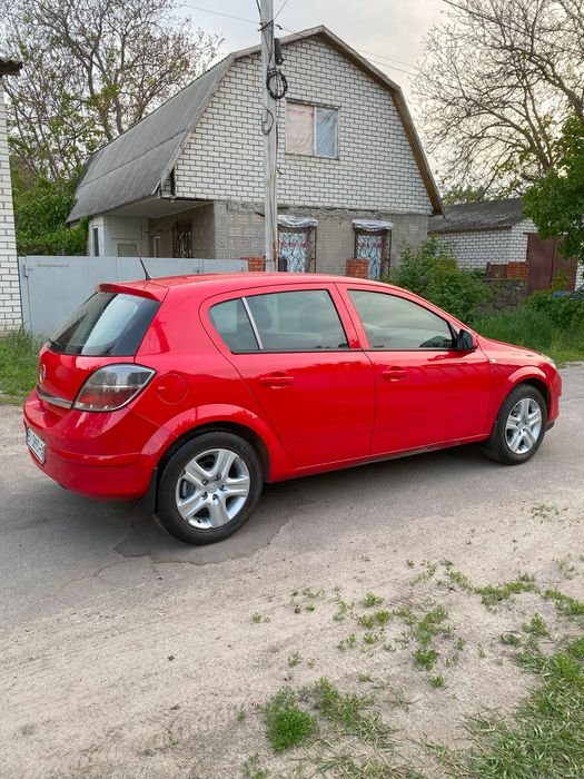 Опель Астра 1.6 газ 2012 рік
