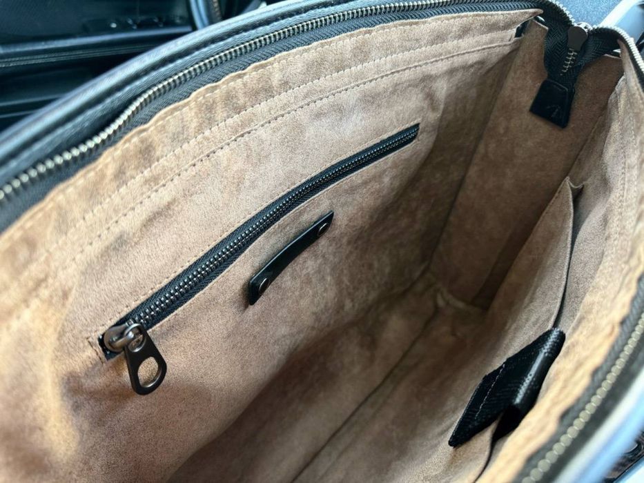 Мужская кожаная сумка для документов bottega veneta сумка для ноутбука