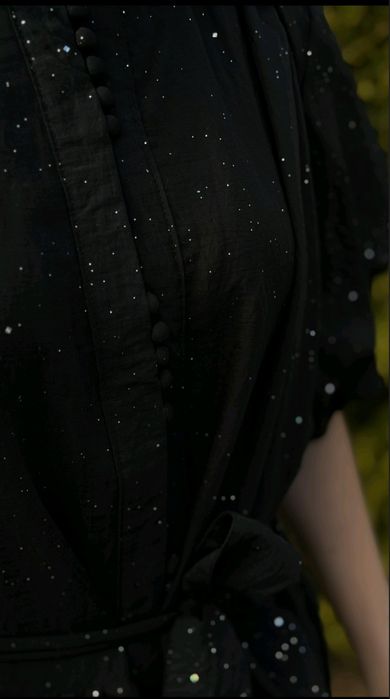 Сукня міді з блискітками