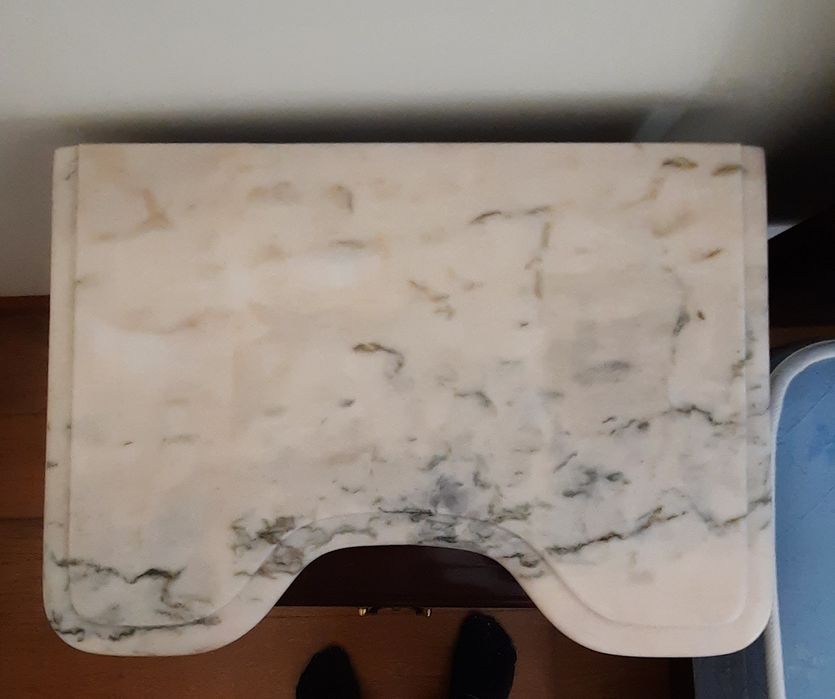 Cama de casal+ Colchão + 2 mesas de cabeceira