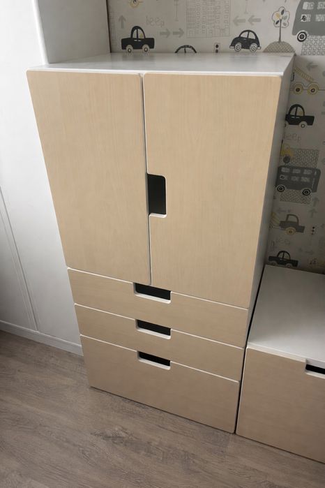 Szafa dziecięca z szuflada na zabawki