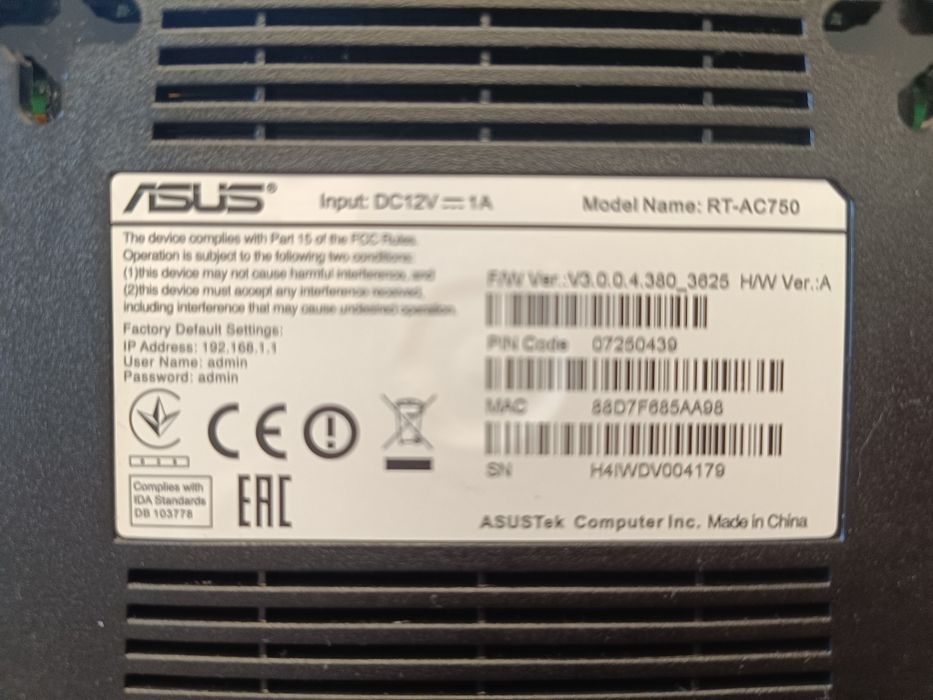 Router Asus  rt-ac750 dual band