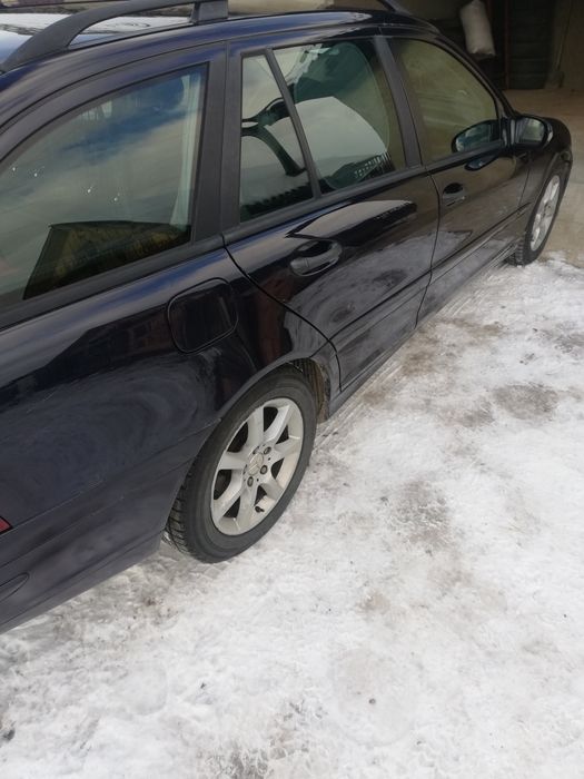 Мерседес W203 у доброму стані