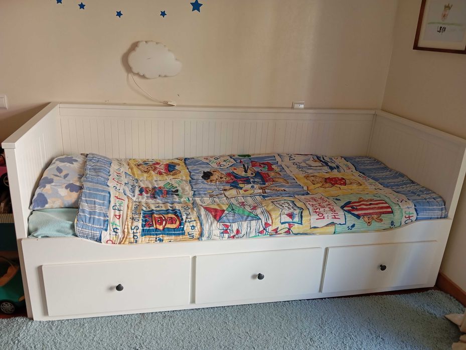 CAMA individual ou dupla - Hemnes Ikea (com colchão ou sem)