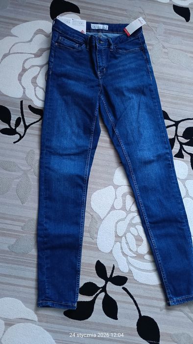 Nowe spodnie jeansowe r.40