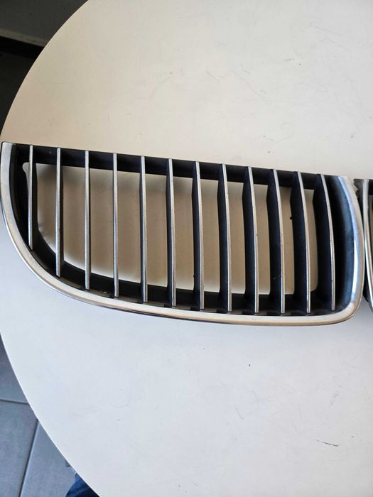 Grill BMW 3 E 91 2007r