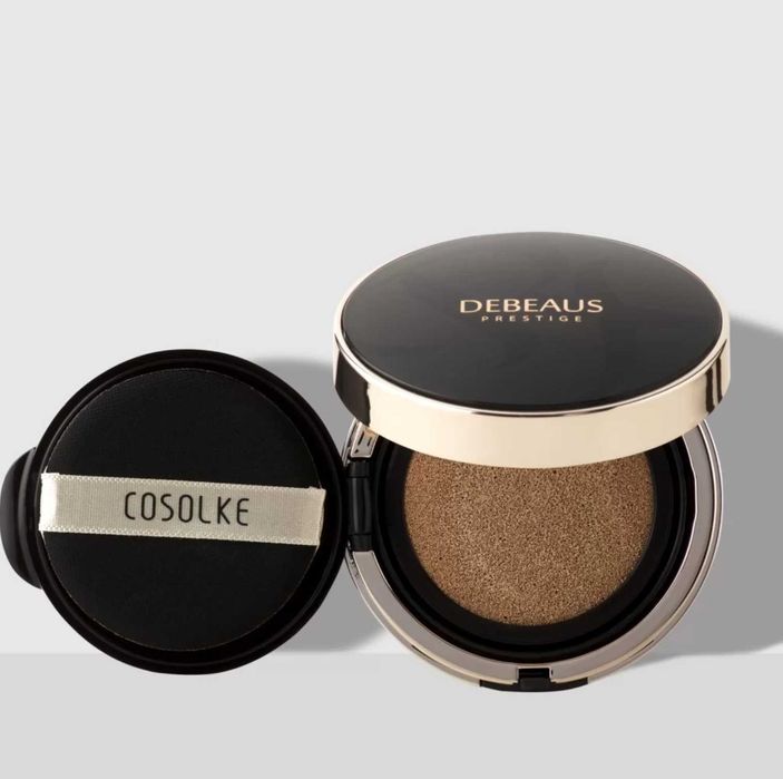 Анті-eйдж кушoн з eфeктoм cяяння DEBEAUS PRESTIGE SPF50+/PA+++