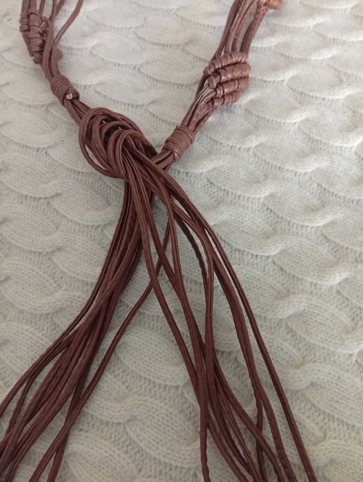 Cinto original, em pele castanha