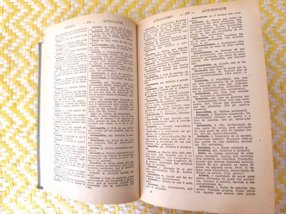 Pequeno Dicionário da Língua Portuguesa – 
Cândido de Figueiredo