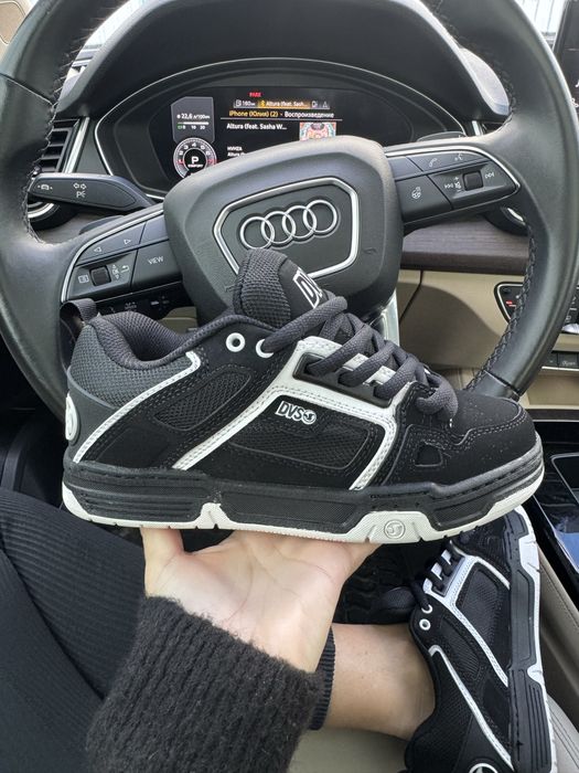 DVS Comanche Black White