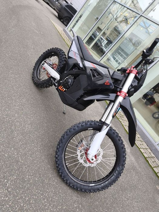 ArcticLeopard E-XE Cheetah 880 флагман електро ендуро кросс мото