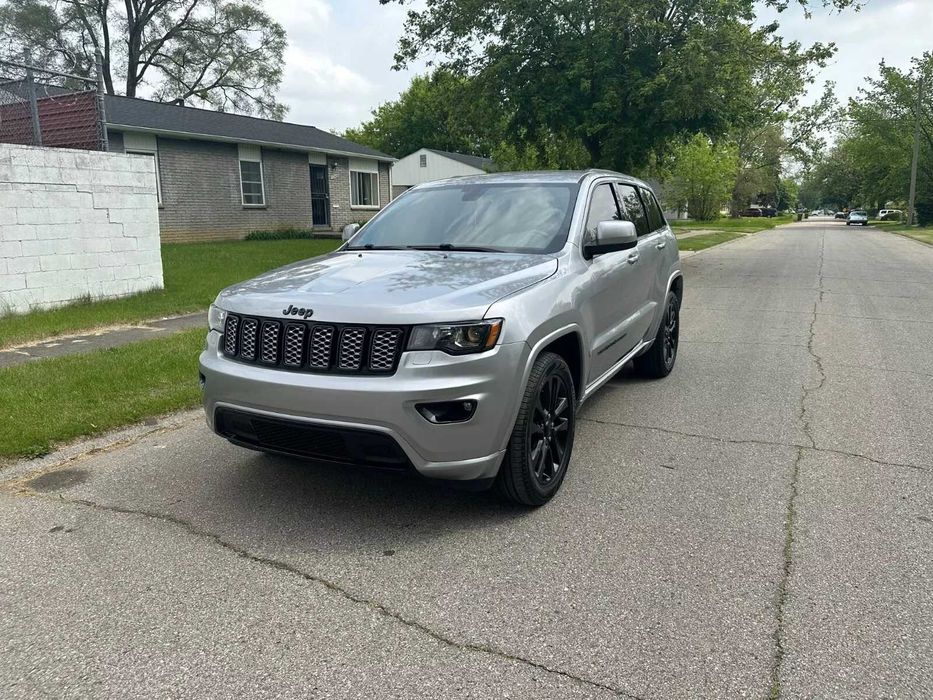 2017 Jeep Grand Cherokee ALTITUD