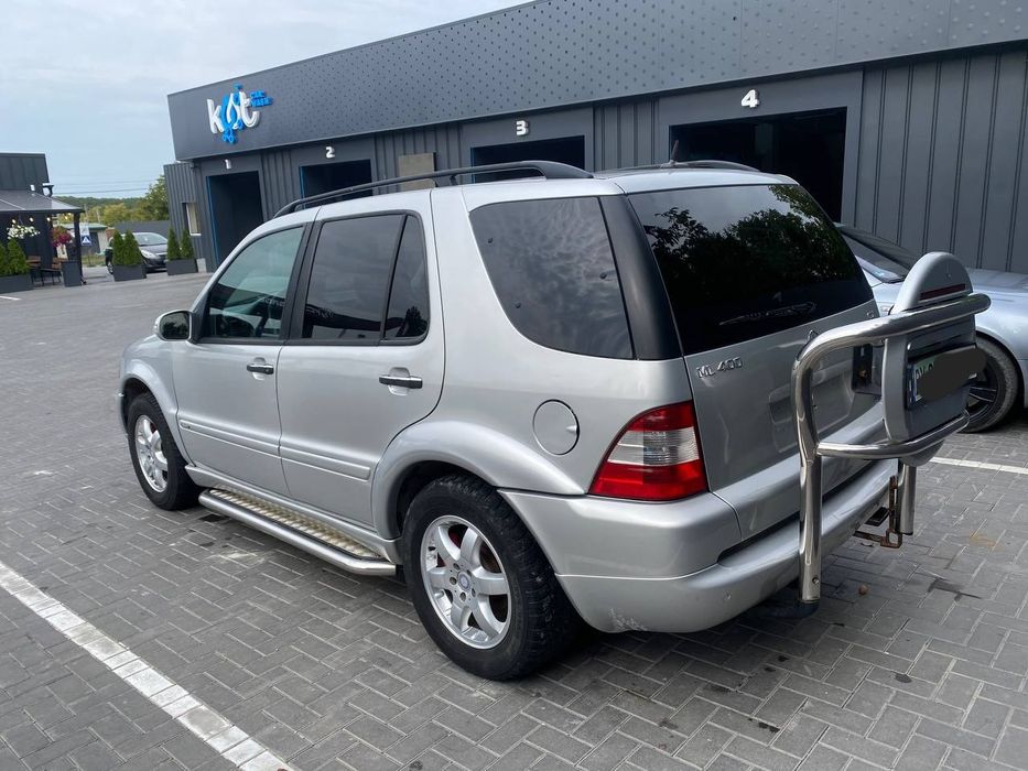 Продам авто Mercedes-Benz ML400