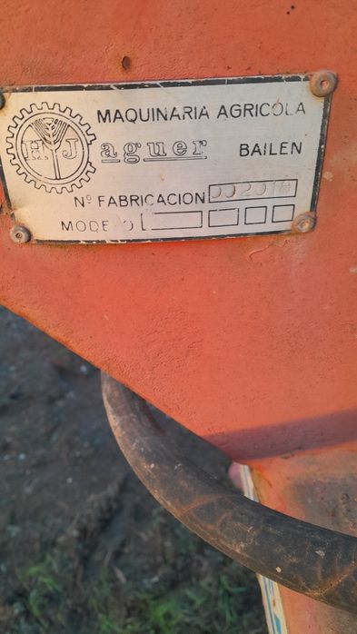 Reboque galucho e charrua de discos