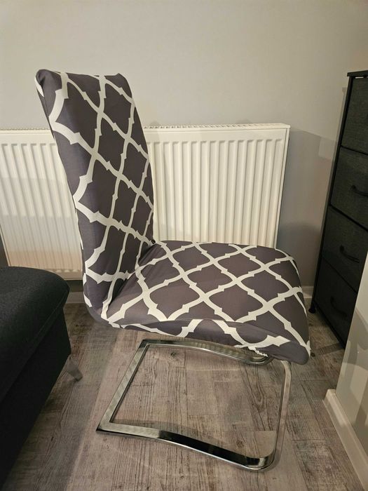 Pokrowce na krzesła wzór liście elastyczne uniwersalne 4 sztuki