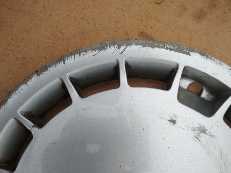 Колпак BMW 3 series дефектный