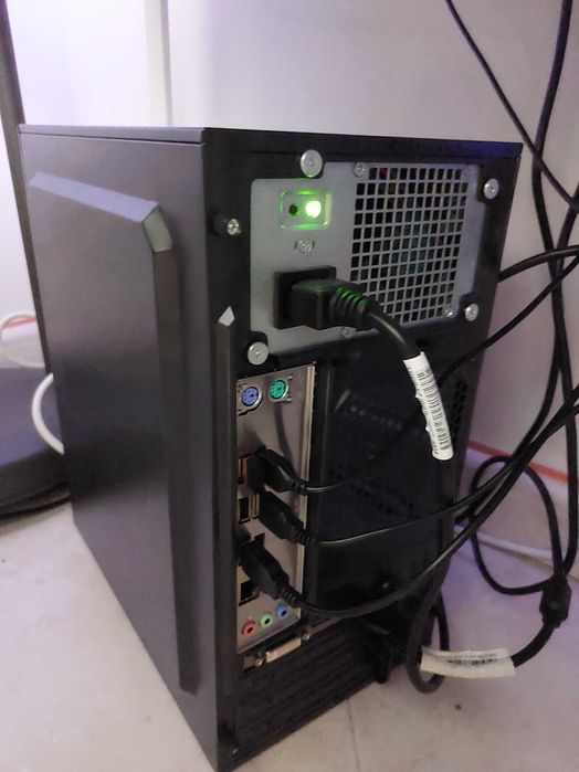 Servidor 128GB RAM | 1TB SSD | Intel Xeon E5-2696 v2