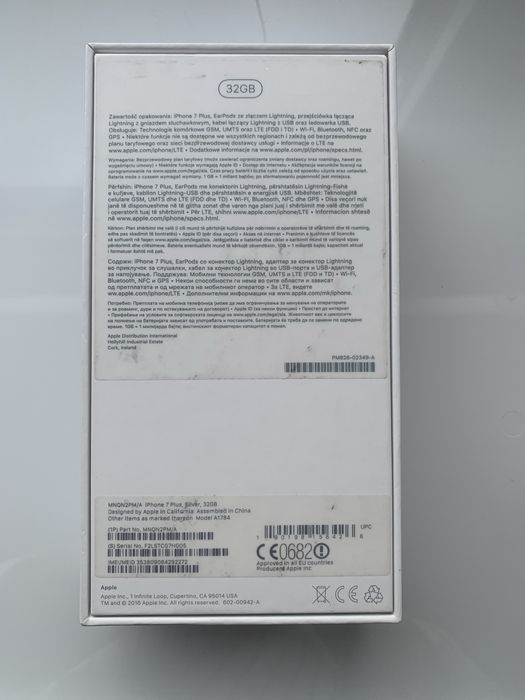APPLE IPHONE 7+ PLUS 32GB  stebrny + 3 etui