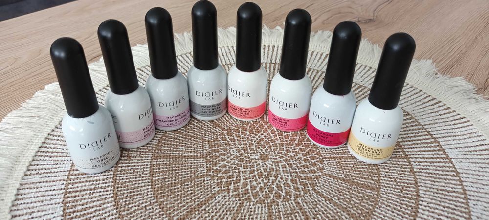 Lakiery hybrydowe, bazy i topy