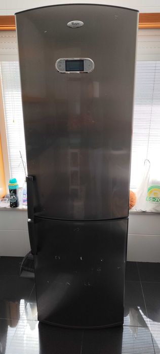 Frigorifico combinado Whirlpool - sem funcionar