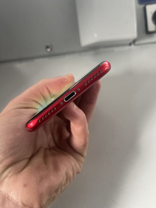 IPhone 8 64Gb red