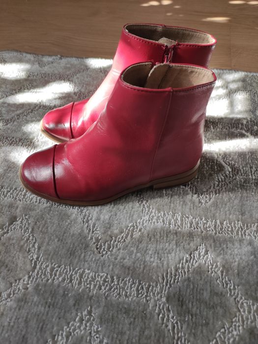 Sprzedam botki czerwone