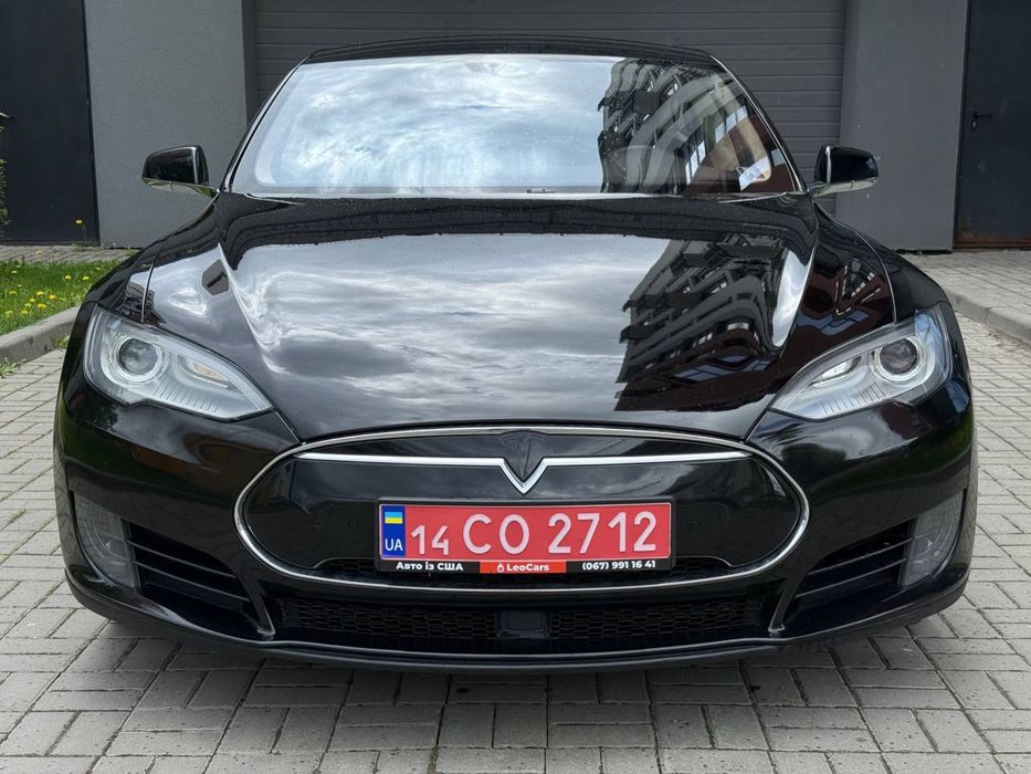2015 Tesla model S 70D