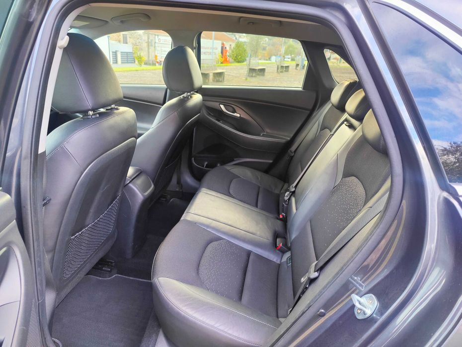 Hyundai i30 1.0 T-GDi Style + Navi